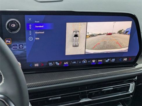 New 2026 Chevrolet Traverse High Country image 21