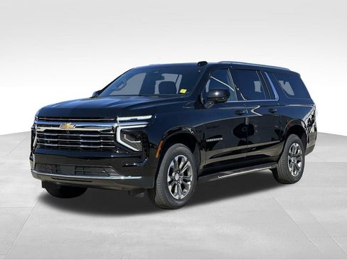 New 2026 Chevrolet Suburban LT w/ Comfort Package AWD/4WD image 9