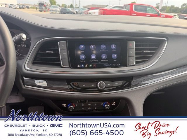 Used 2024 Buick Enclave Essence w/ Experience Buick Package AWD/4WD image 16