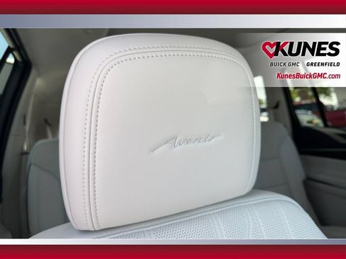 New 2027 Buick Enclave Avenir AWD/4WD image 38