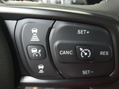 New 2026 Jeep Wrangler Unlimited Rubicon w/ Whitecap Package AWD/4WD image 18