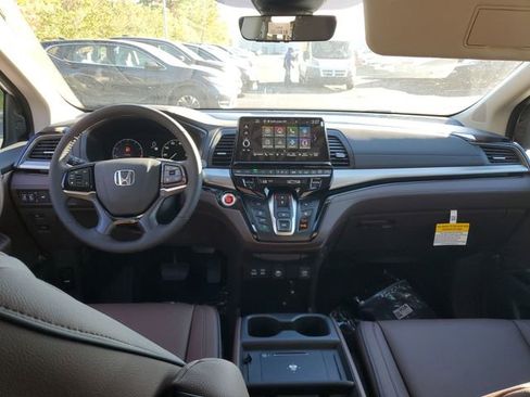 New 2026 Honda Odyssey Touring image 20