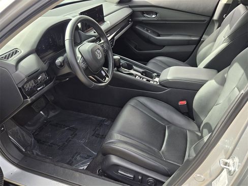 Certified 2024 Honda Accord EX-L image 11