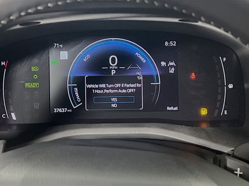 Used 2025 Toyota Camry SE w/ Convenience Package image 22