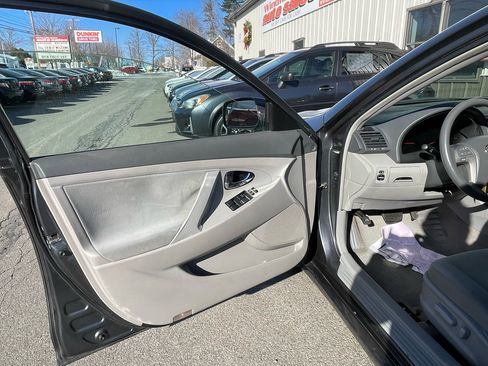 Used 2008 Toyota Camry LE image 10