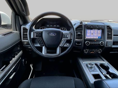 Used 2019 Ford Expedition XLT RWD image 8