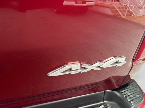 Used 2019 RAM 1500 Limited image 32