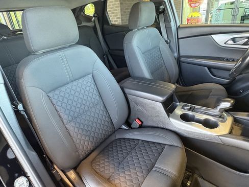 Used 2020 Chevrolet Blazer LT FWD image 26