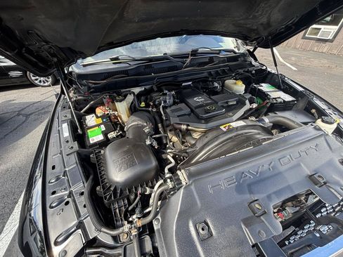 Used 2014 RAM 2500 Laramie AWD/4WD image 15