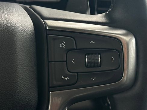 Used 2025 Chevrolet Silverado 1500 LT Trail Boss w/ LT Trail Boss Premium Package AWD/4WD image 28