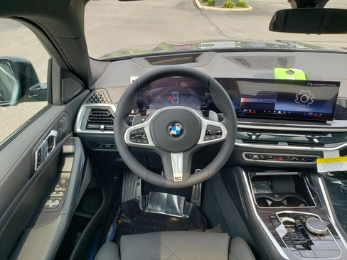 New 2027 BMW X6 M60i AWD/4WD image 16