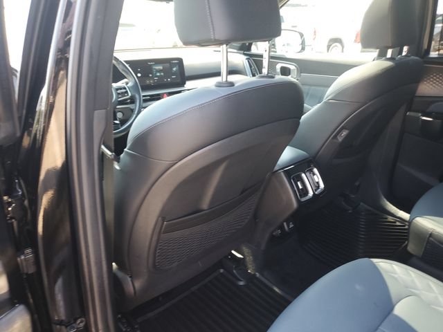 Used 2025 Kia Sorento SX Prestige AWD/4WD image 14