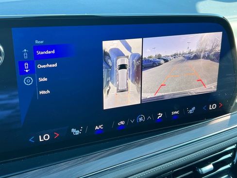 Used 2025 Chevrolet Tahoe LT image 32