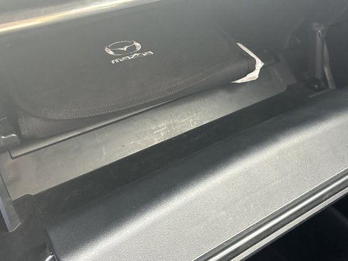 Used 2023 MAZDA MAZDA3 s image 12