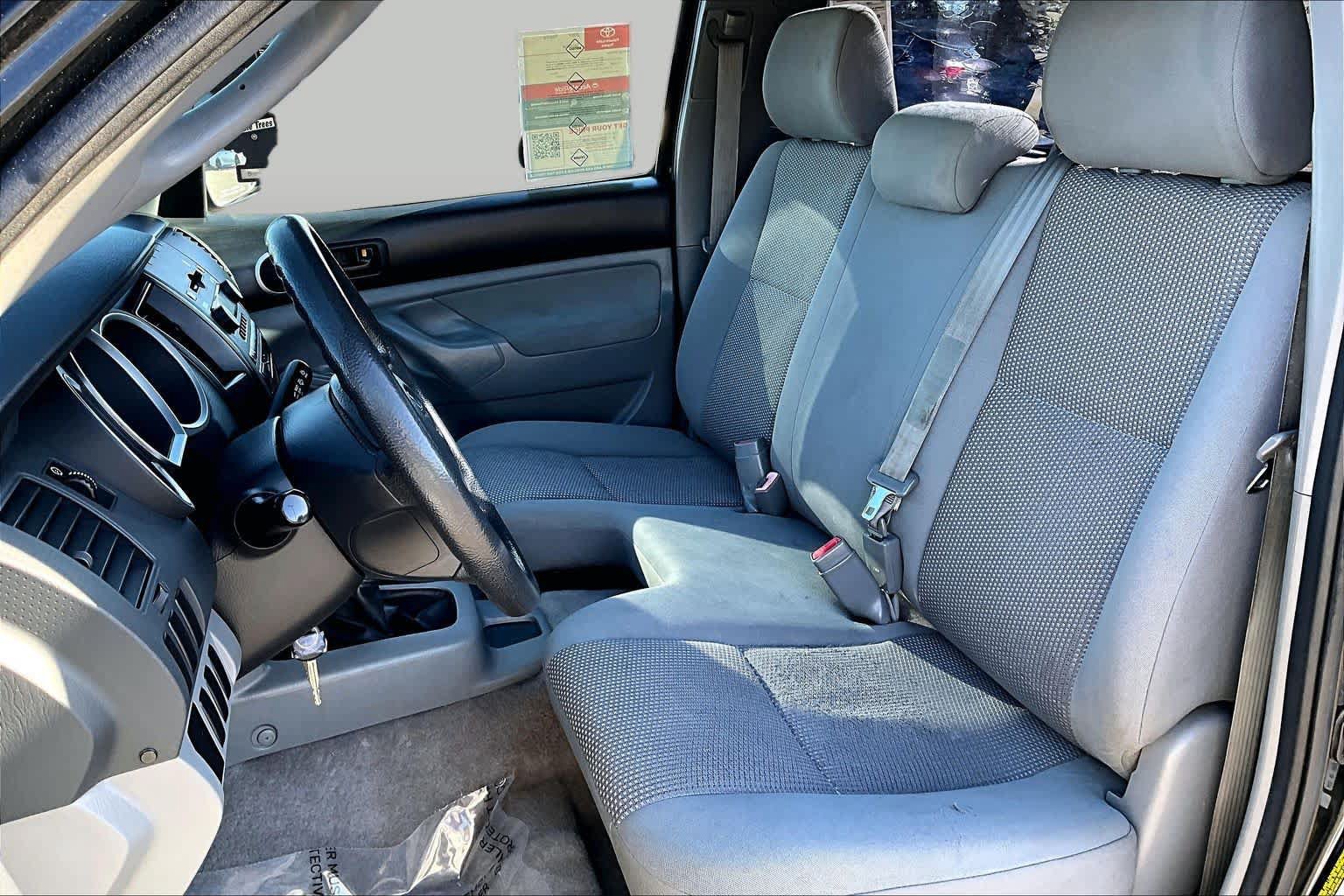 Used 2007 Toyota Tacoma 2WD Regular Cab image 7