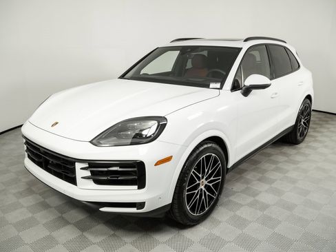New 2026 Porsche Cayenne image 1
