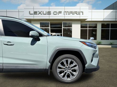 Used 2022 Toyota RAV4 XLE Premium FWD image 34