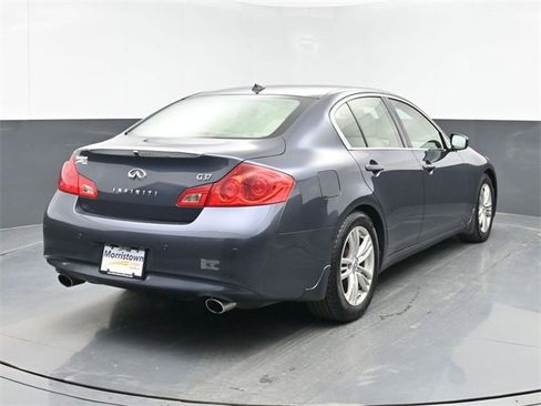 Used 2013 INFINITI G37 Journey w/ Premium Pkg image 14
