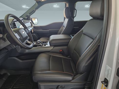 New 2025 Ford F150 Lariat w/ Equipment Group 501A Mid image 4