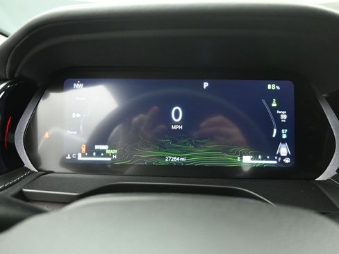 Used 2022 Jeep Grand Cherokee Limited 4xe image 19