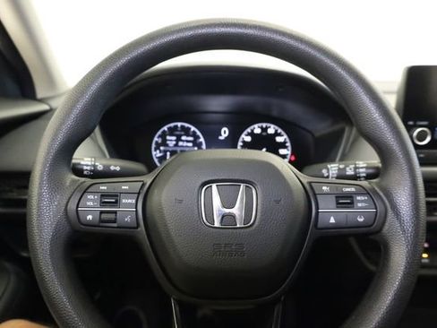 Used 2025 Honda HR-V LX image 19