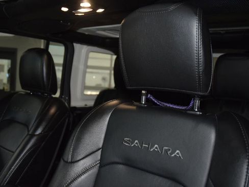 Used 2021 Jeep Wrangler Unlimited Sahara w/ Safety Group AWD/4WD image 35