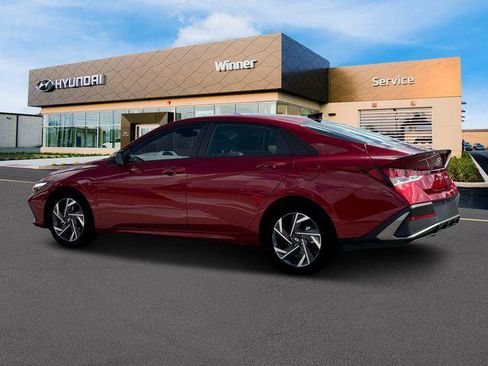 New 2025 Hyundai Elantra Sport FWD image 4