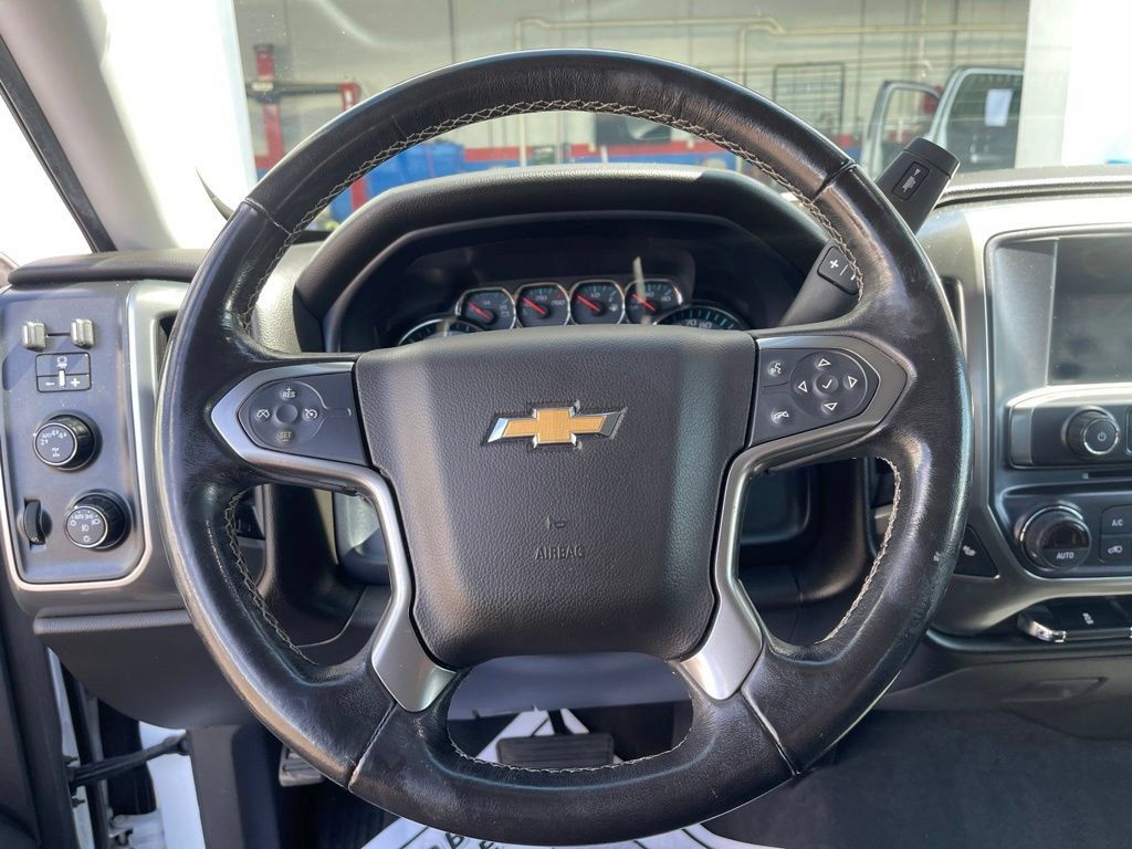 Used 2018 Chevrolet Silverado 1500 LT w/ All Star Edition AWD/4WD image 15