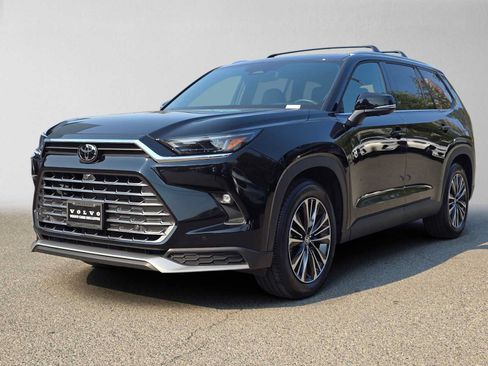 Used 2025 Toyota Grand Highlander AWD Hybrid image 7