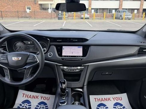 Certified 2024 Cadillac XT5 Premium Luxury FWD image 35