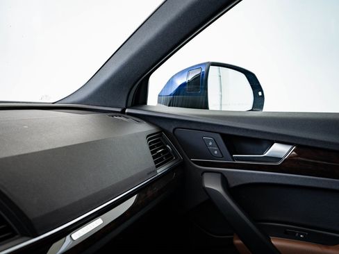 Used 2018 Audi Q5 2.0T Premium Plus w/ Premium Plus Package image 32