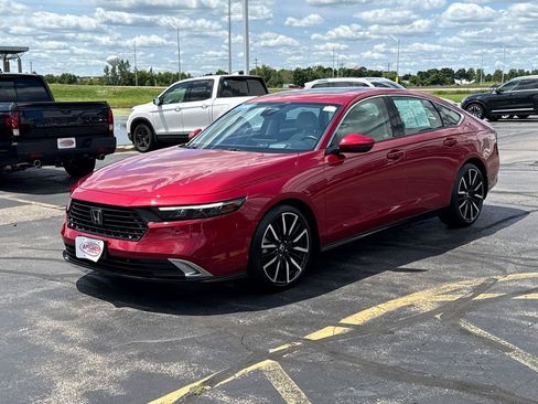 Certified 2024 Honda Accord Touring image 7