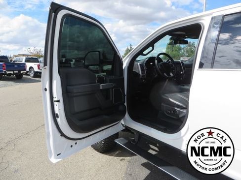 Used 2019 Ford F350 Platinum w/ Platinum Ultimate Package AWD/4WD image 32