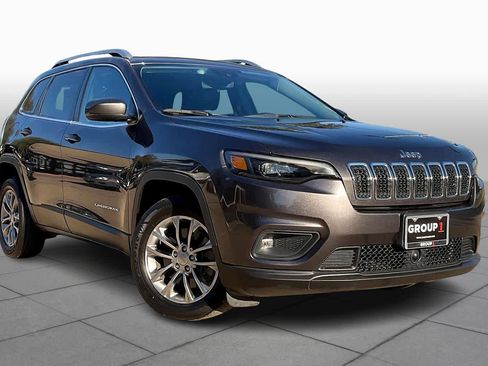 Used 2021 Jeep Cherokee Latitude Plus image 2