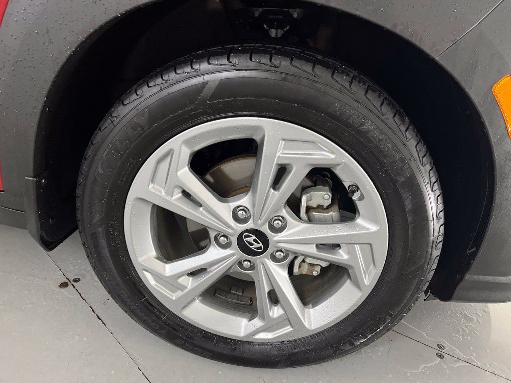 Used 2022 Hyundai Kona SEL w/ Cargo Package FWD image 18