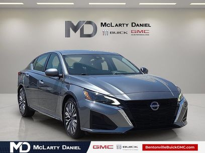 Used 2023 Nissan Altima 2.5 SV w/ SV Premium Package