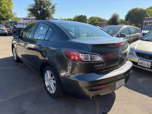 Used 2012 MAZDA MAZDA3 i Touring FWD image 4
