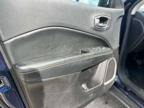 Used 2017 Jeep Compass Limited image 10