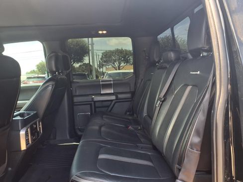 Used 2018 Ford F150 Platinum w/ Equipment Group 701A Luxury AWD/4WD image 18