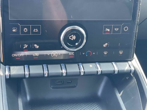 New 2026 GMC Terrain Elevation w/ Technology Package II FWD image 15