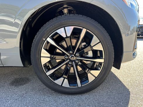 New 2026 Volvo XC60 B5 Plus w/ Protection Package Premier image 7