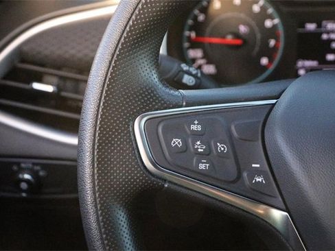 Used 2024 Chevrolet Malibu LT image 11