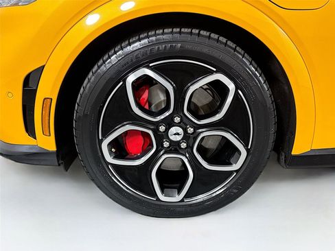 Used 2021 Ford Mustang Mach-E GT image 12