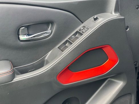 Certified 2023 Nissan Frontier PRO-4X w/ Technology Package image 8