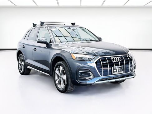 Used 2023 Audi Q5 2.0T Premium w/ Convenience Package AWD/4WD image 3