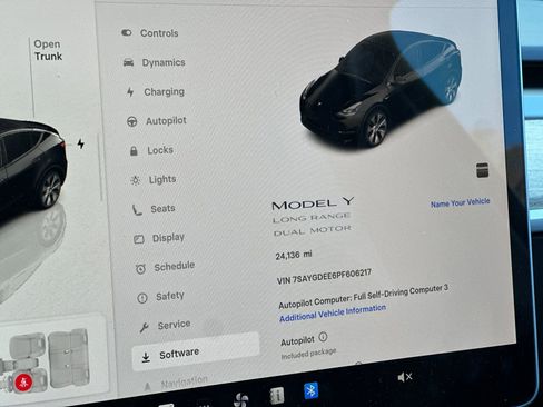 Used 2023 Tesla Model Y Long Range image 26