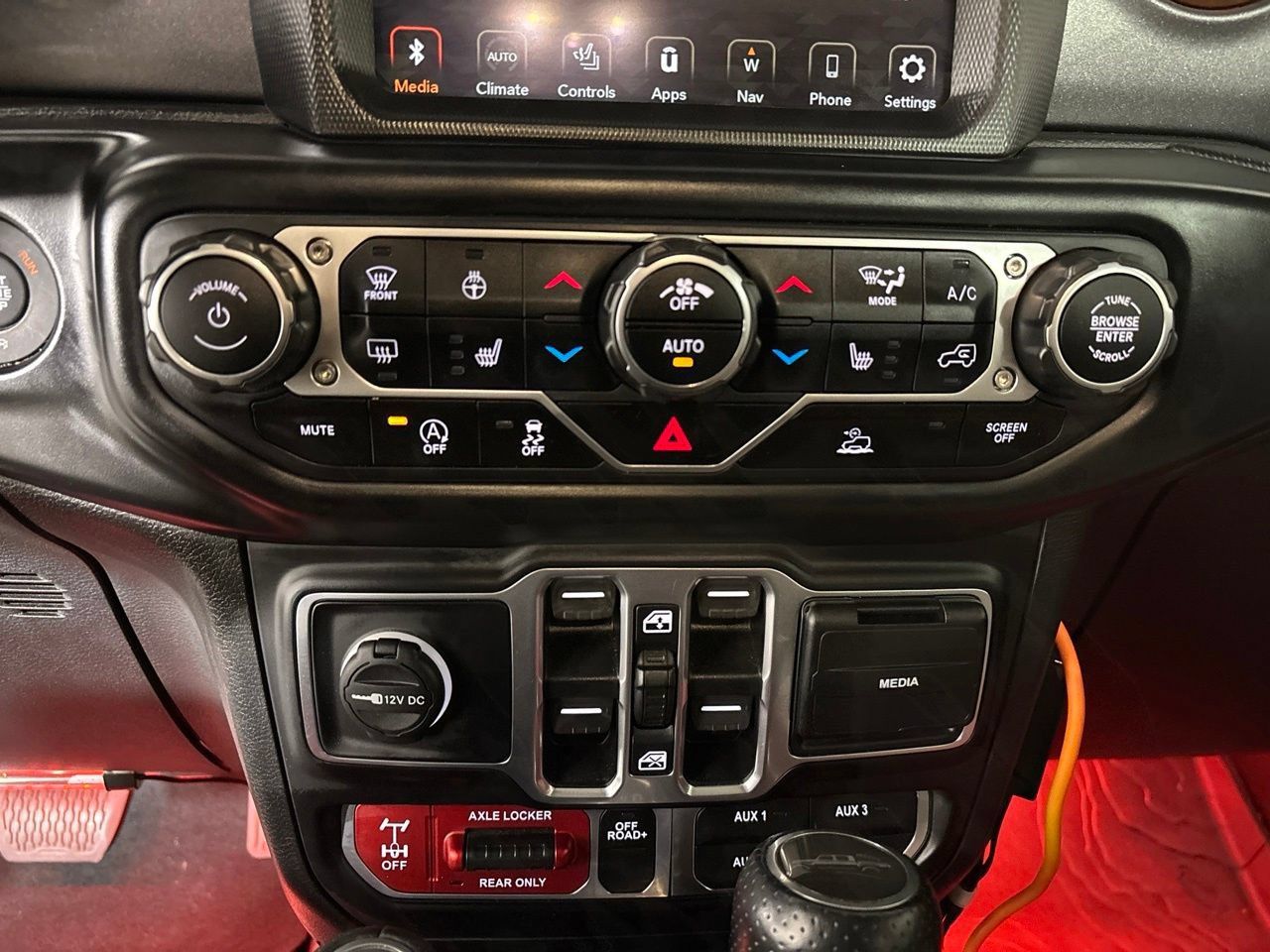 Used 2020 Jeep Gladiator Mojave AWD/4WD image 18