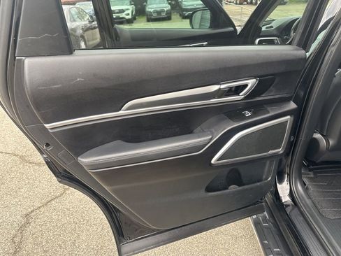 Used 2020 Kia Telluride S AWD/4WD image 23