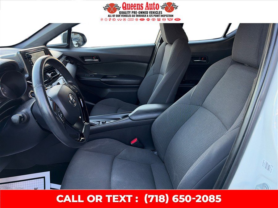 Used 2018 Toyota C-HR XLE FWD image 10