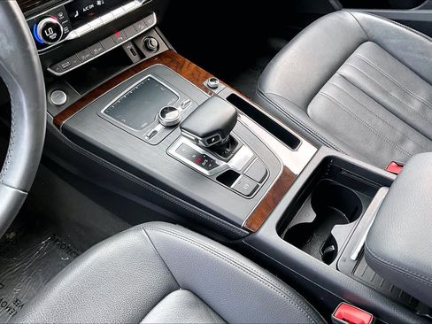 Used 2020 Audi Q5 2.0T Premium Plus w/ Premium Plus Package image 15